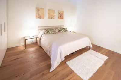 Dante s Home Cozy in Center Town – Photos 6