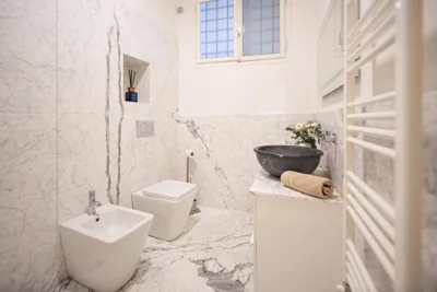 Dante s Home Cozy in Center Town – Photos 7