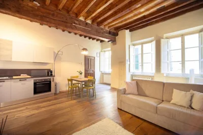 Dante s Home Cozy in Center Town – Photos 10